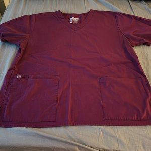 WonderWink scrub top. Maroon. Size large